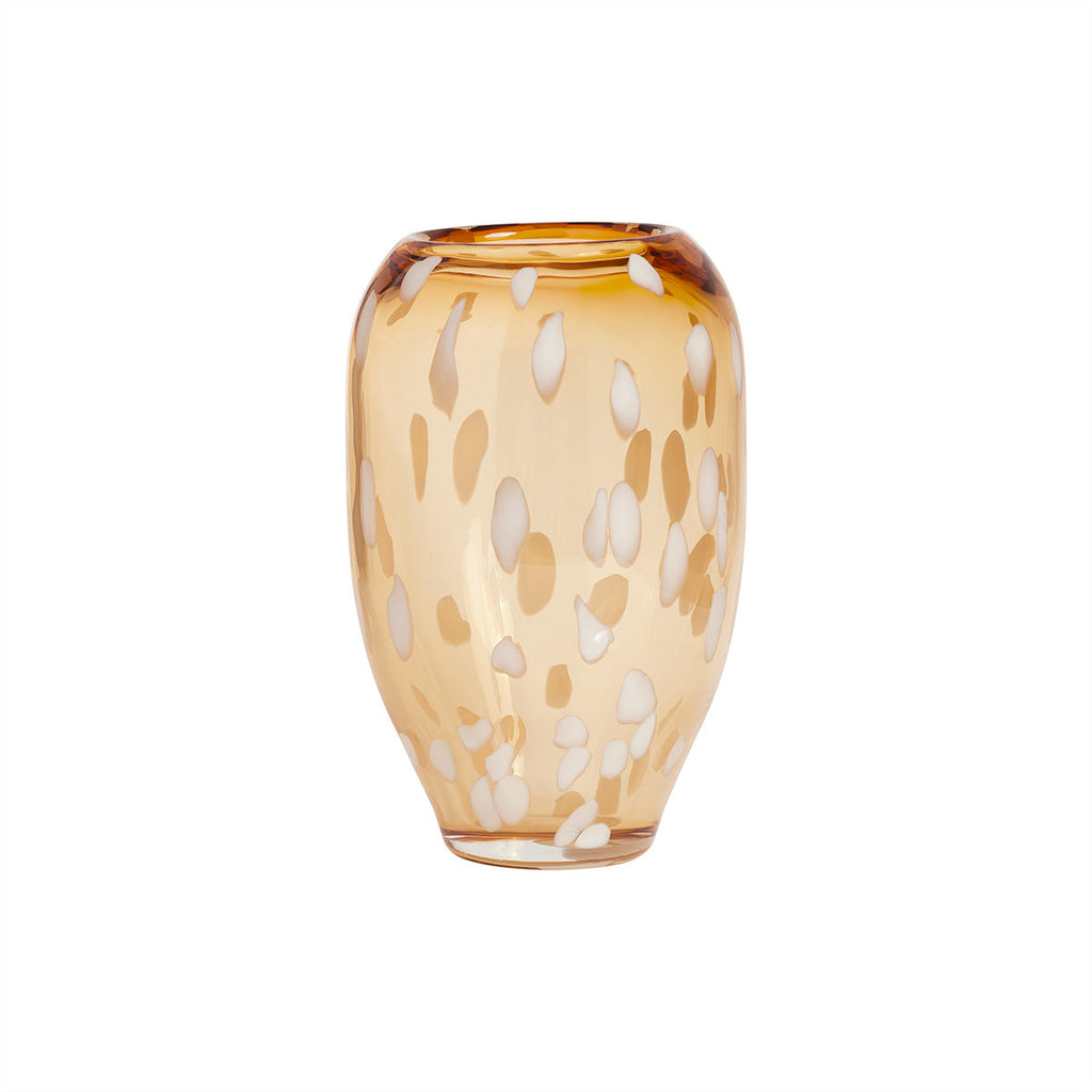 jali medium vase in amber 1