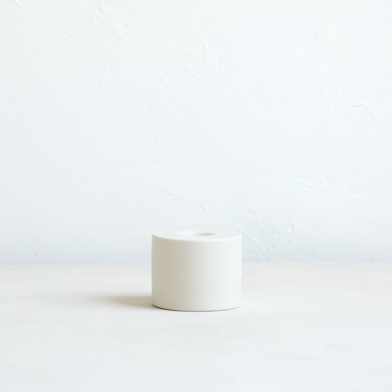 petite ceramic taper holder in matte white 10