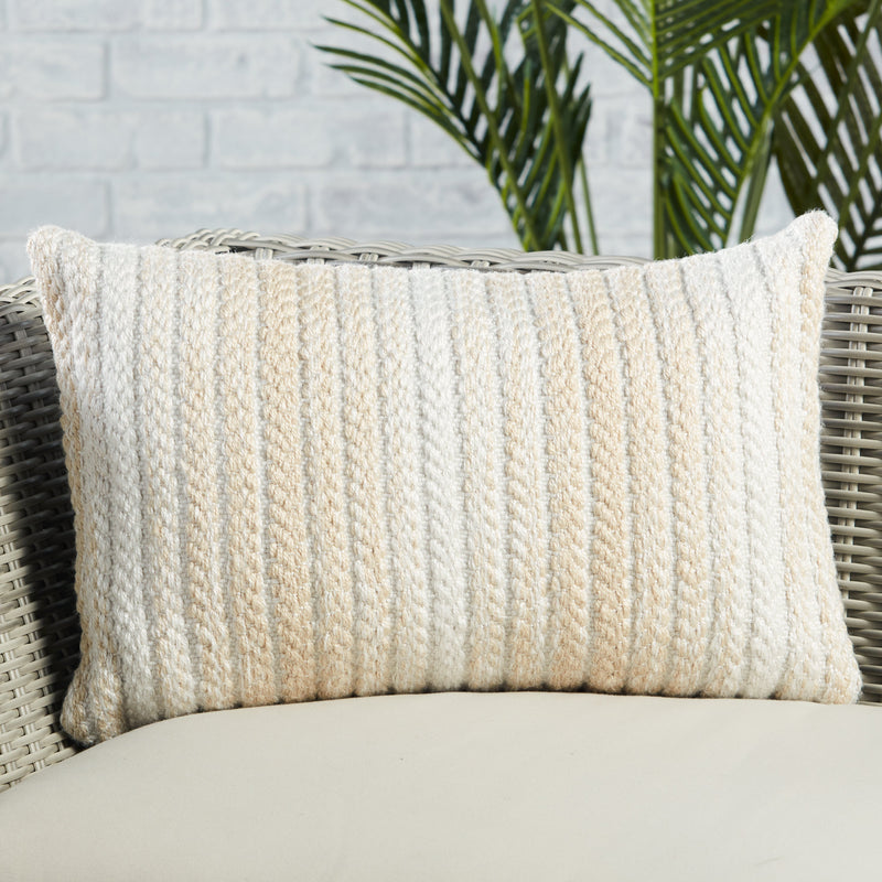 Reed Austrel Indoor/Outdoor Cream & White Pillow 4