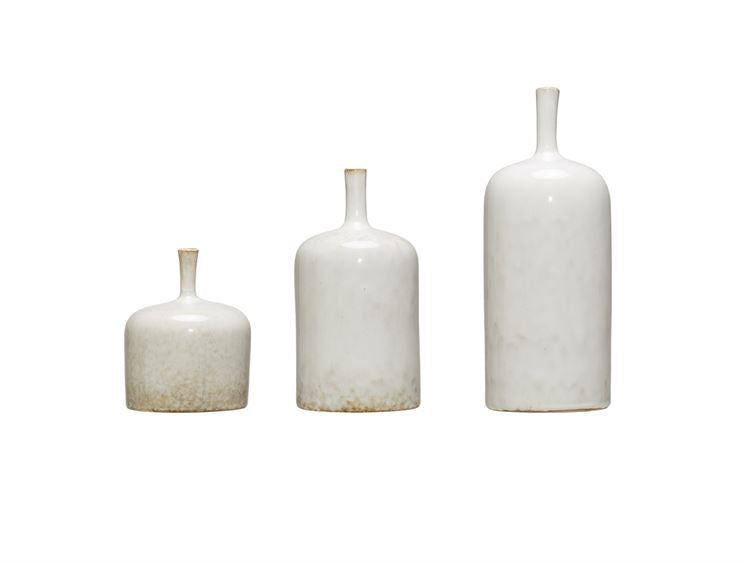 stoneware vase reactive glaze in white 2