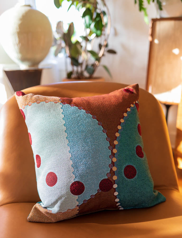 dotty woven pillow 2