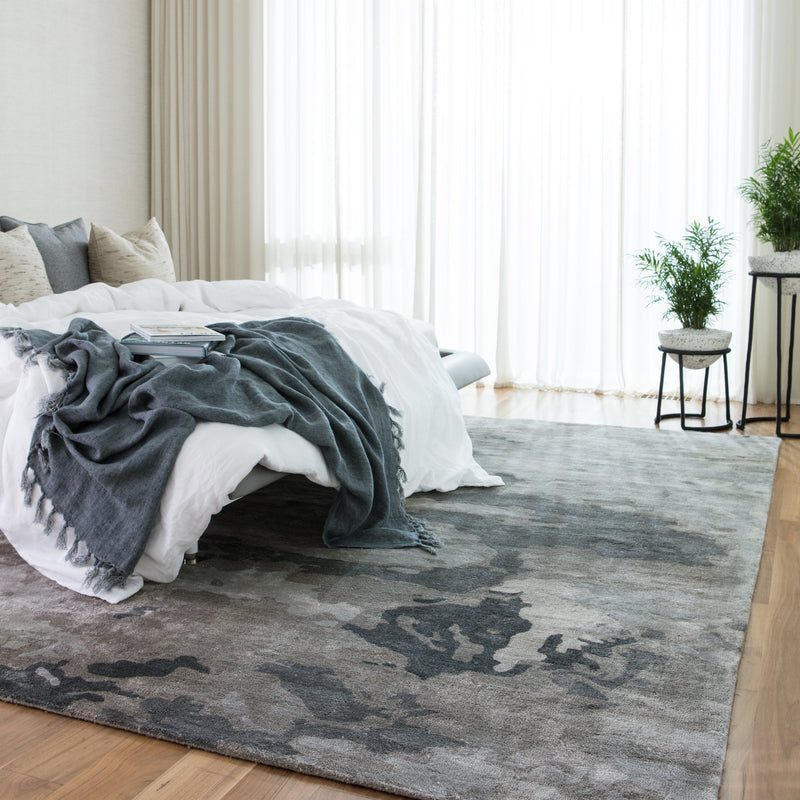 glacier abstract rug in pumice stone pussywillow gray design by jaipur 9