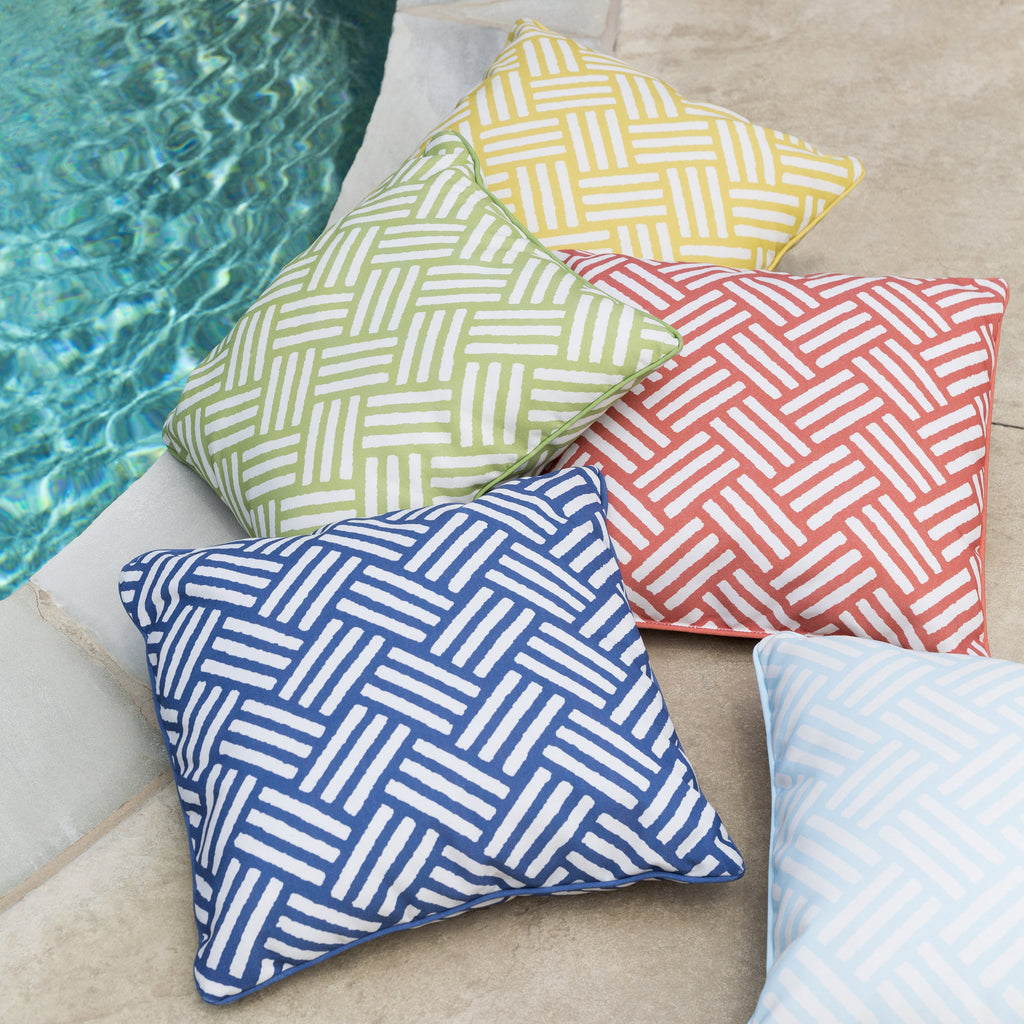 Basketweave 20" Outdoor Pillow in Cobalt & Ivory