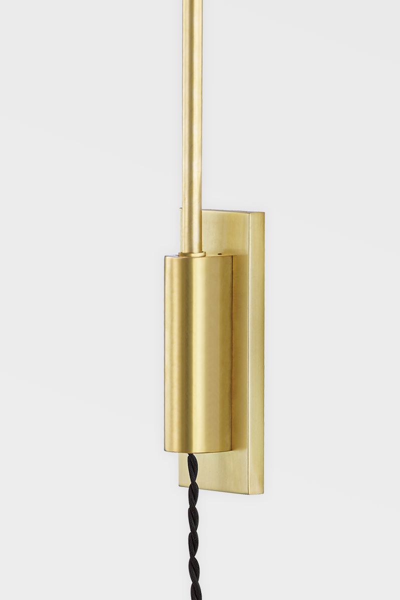 Hooke Wall Sconce With Plug 3